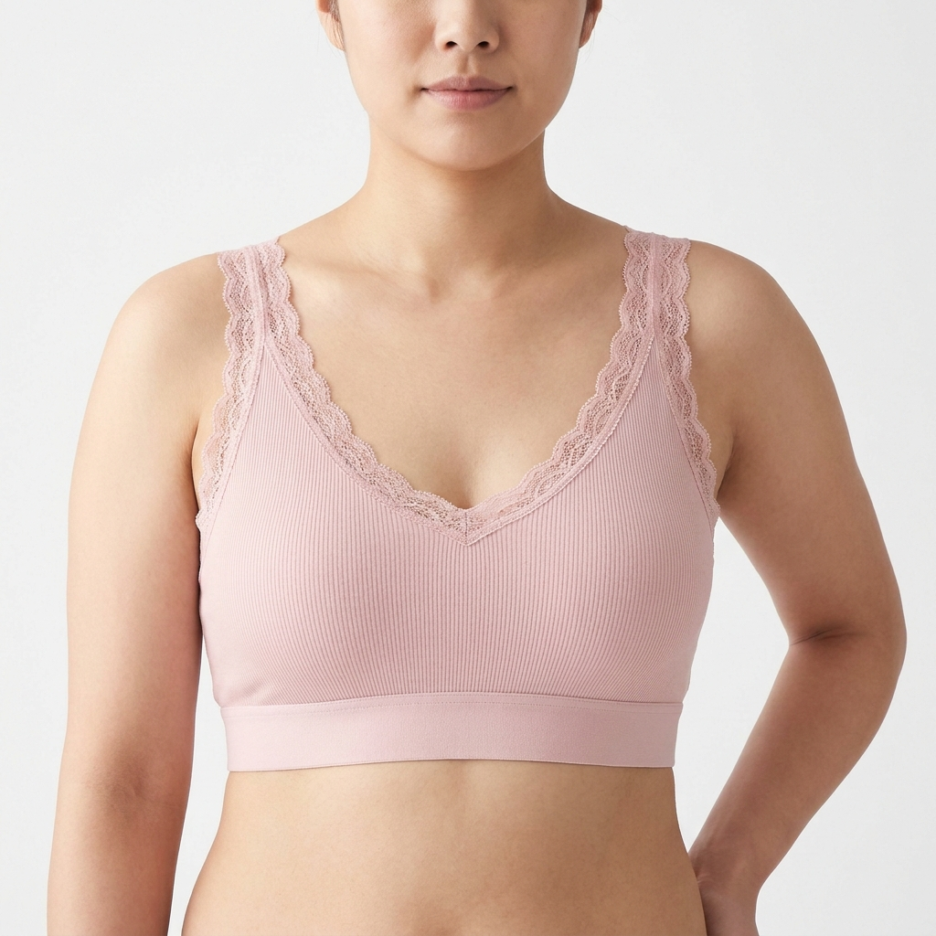 Brassière Dentelle coloris Rose poudré, portée